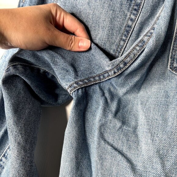 BlankNYC The Madison Crop Light Wash Blue Denim Button Fly Jeans Women's Size 27 - Picture 8 of 12